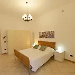 Vacation With Private Pool, Vakantiehuis *