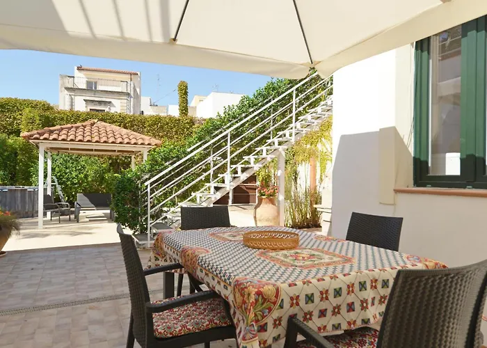 Vacation With Private Pool, *